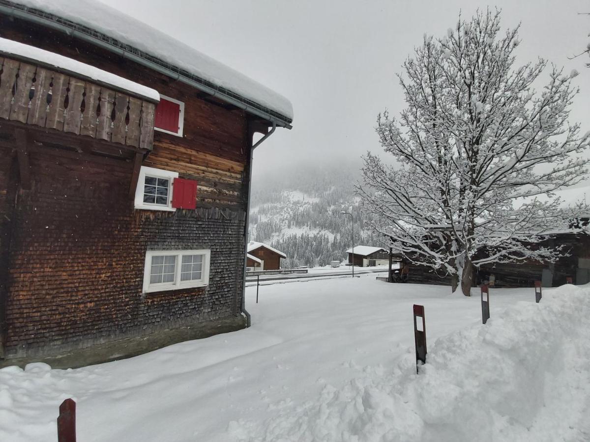 Tgesa Felici Apartment Sedrun Luaran gambar