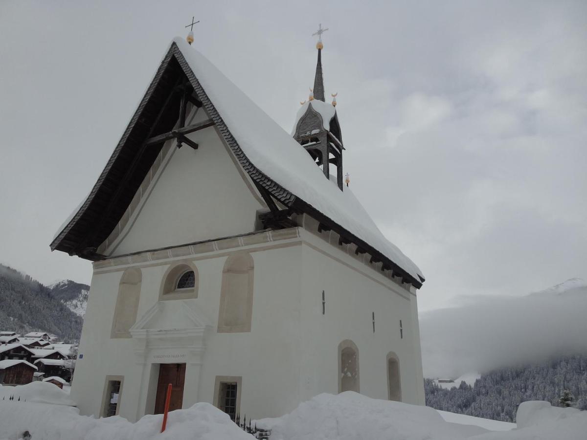Tgesa Felici Apartment Sedrun Luaran gambar